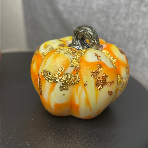 Pumpkin Tabletop Decor - Picture 4 of 6